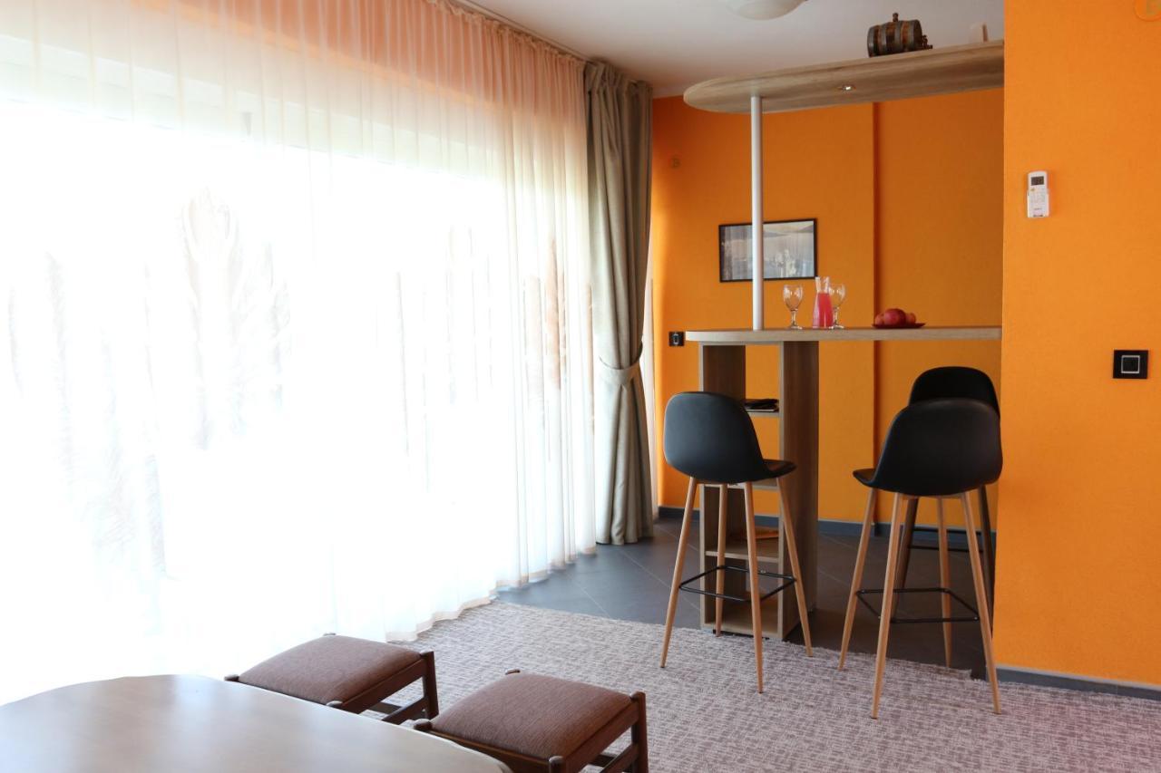 Crypto Villa G แฮร์เซ็ก-โนวี ภายนอก รูปภาพ